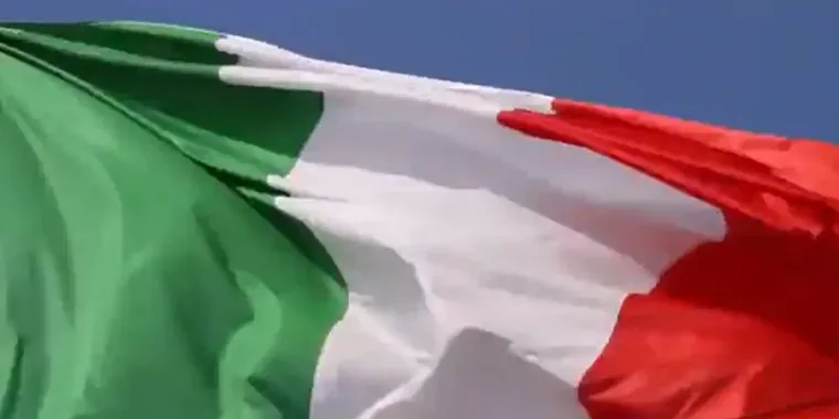 Dall'Italia